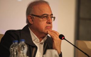 تأکید استاندار هرمزگان بر رفع چالش اقتصاد و منزلت فرهنگی در استان / تدوین دستورالعمل تکریم جایگاه فرهنگیان در ساختار حاکمیتی تأکید استاندار هرمزگان بر رفع چالش اقتصاد و منزلت فرهنگی در استان / تدوین دستورالعمل تکریم جایگاه فرهنگیان در ساختار حاکمیتی